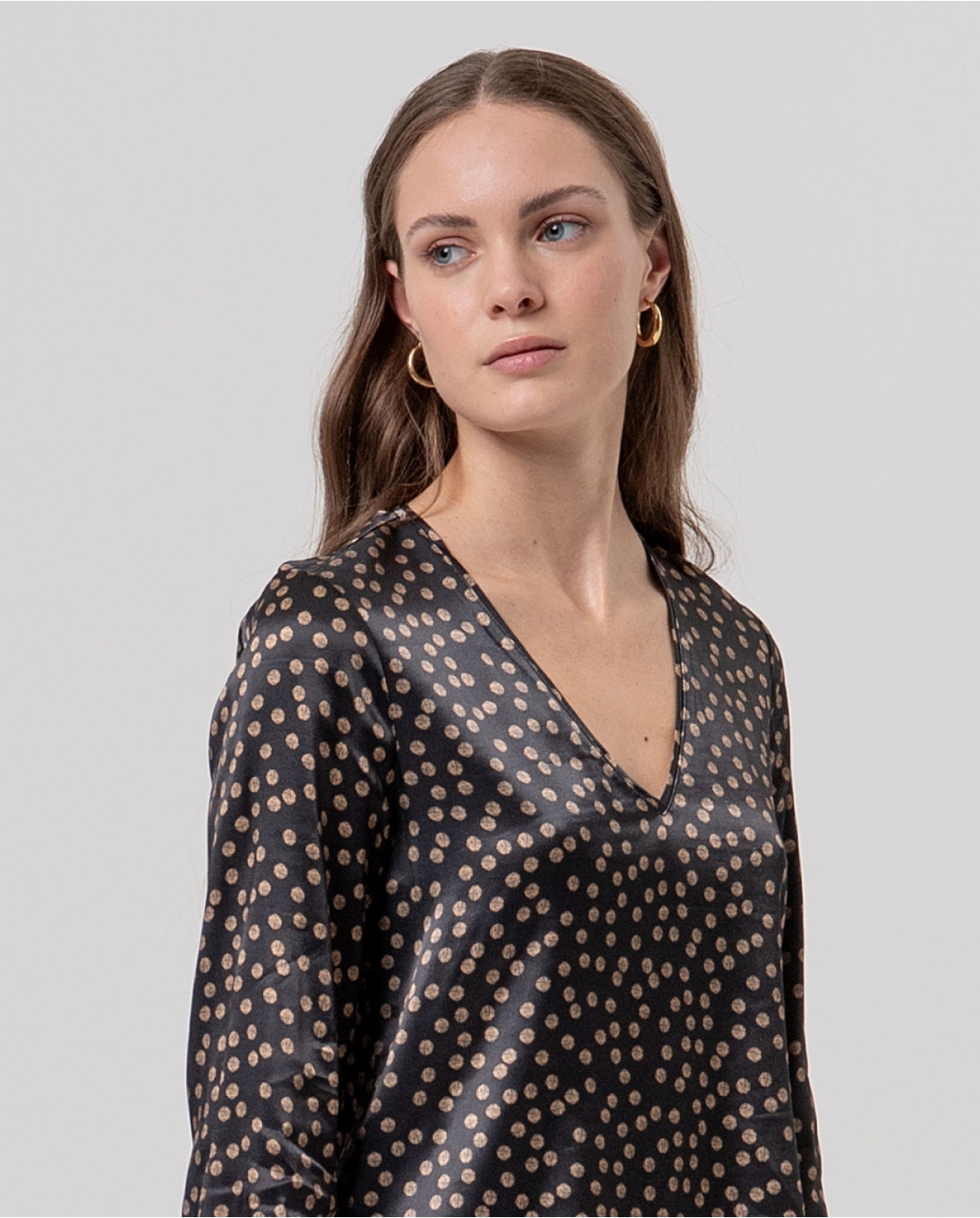 Blusa scollo v — Nero, foto 3